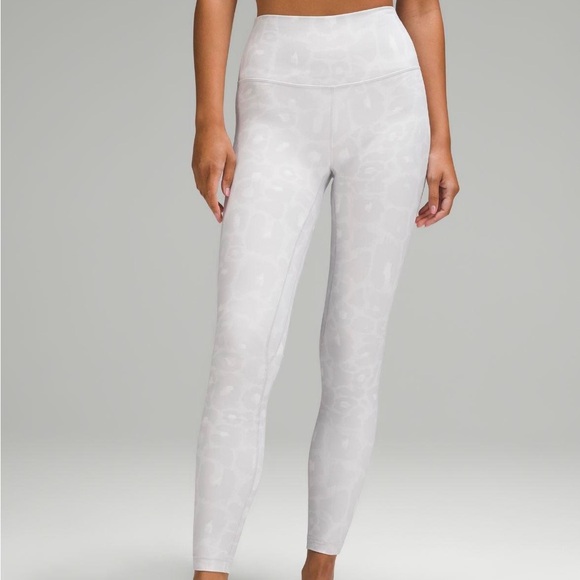 Lululemon spray Leopard Align Leggings - Picture 1 of 4